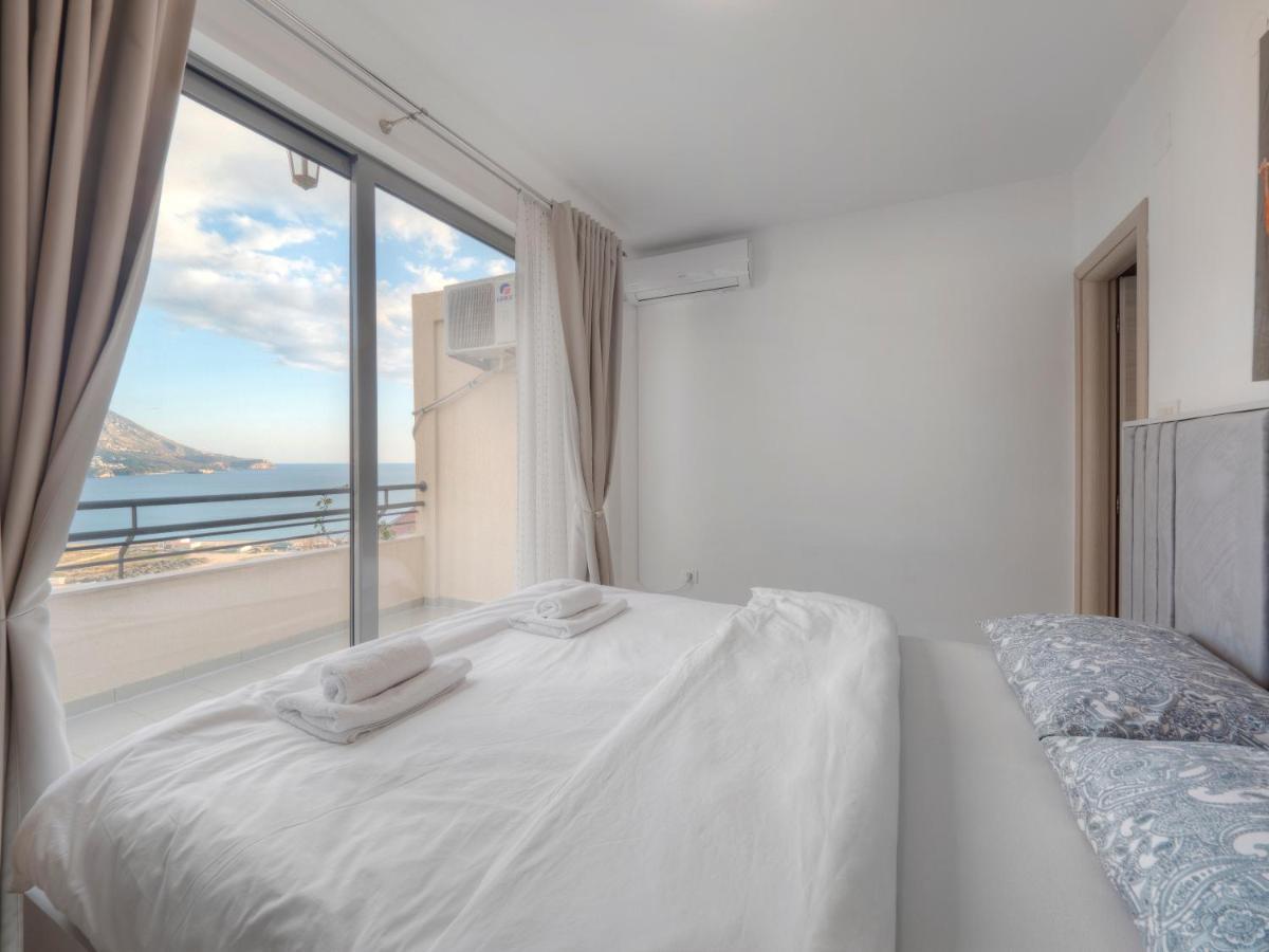 Sea View Two Bedroom Family Apartment With Pool - Sunset Ivanovici เบชิชิ ภายนอก รูปภาพ